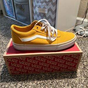 Comfy Women’s Vans - GENTLY USED